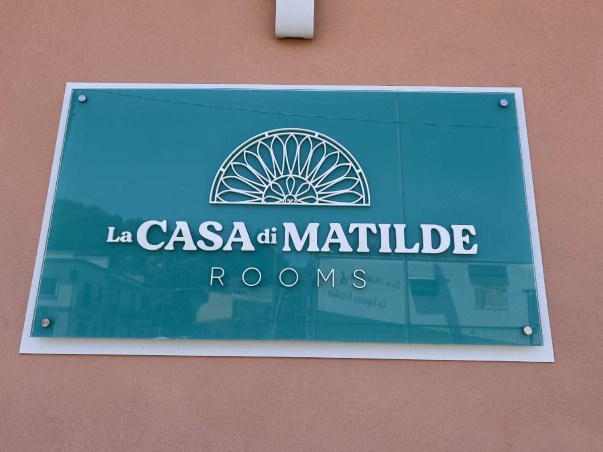 מלון ברצלונה פוצו די גוטו La Casa Di Matilde מראה חיצוני תמונה